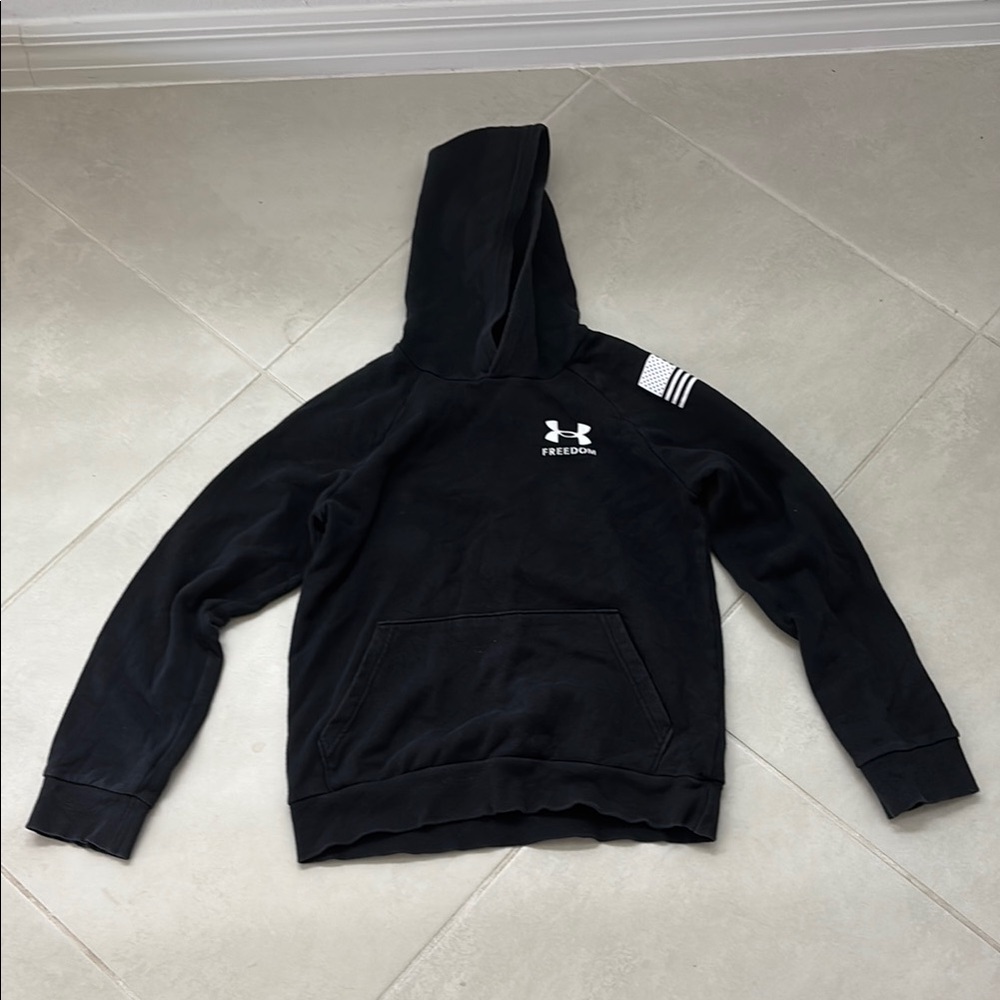 Youth under armor sweatshirt